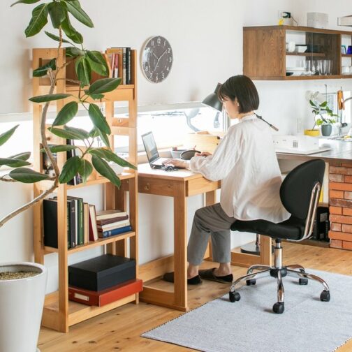 ツインデスクにもおすすめ　アルダー材のブックシェルフ＜55書棚　フォレスト＞ - 画像 (3)