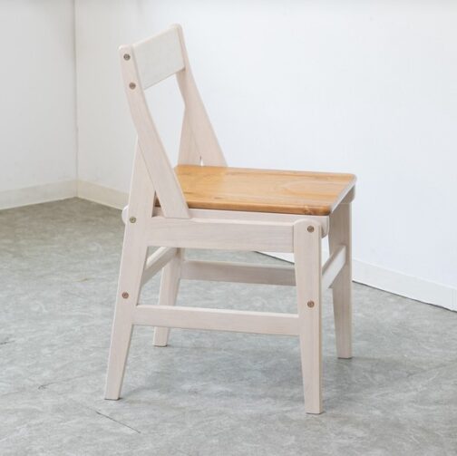 カントリー調の学習チェア＜木製チェア トライ-P/kiduku＞ - 画像 (4)