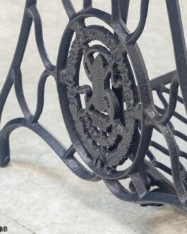 チーク無垢×個性的なアンティーク脚が魅力<90ミシンテーブル シンバ/ienowa>