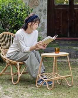 ラタンを使用した自然な風合い溢れるサイドテーブル<ノア/ienowa>