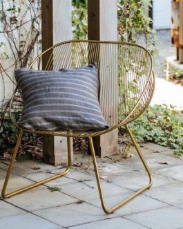 座り心地がすごく心地いいワイドチェアー<ienowa/ミーチェ>