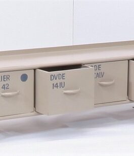 使うと雰囲気の良くなるスチールチェスト ＜ienowa/横型4杯引出チェスト　MSG BE色＞